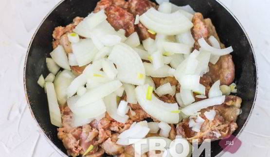 куриная печень, жареная с луком