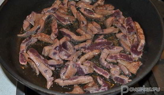 печень по-строгановски