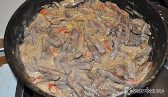 печень по-строгановски