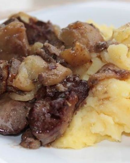 Рецепт печени с яблоками
