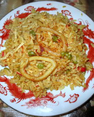 Паэлья с кальмарами в пиве