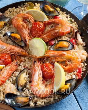 Паэлья с морепродуктами