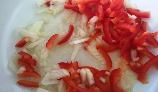 плов из киноа с грибами