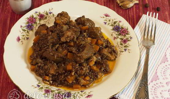 плов из красного риса