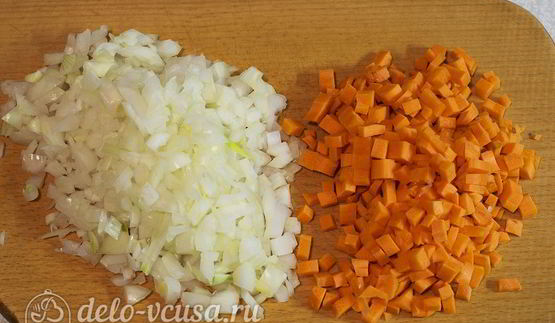 плов из красного риса