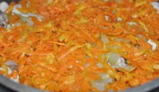 плов из курицы на сковороде