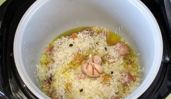 плов с фрикадельками в мультиварке