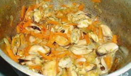 плов с мидиями