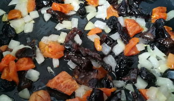 плов с сухофруктами