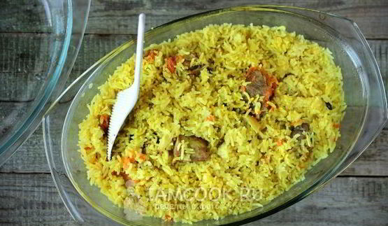 плов со свининой в духовке