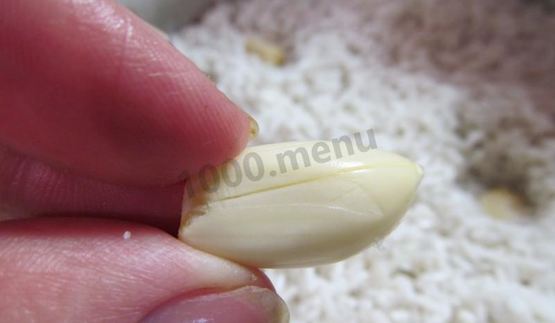 плов в кастрюле с курицей