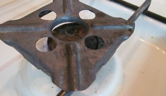 плов в кастрюле с курицей