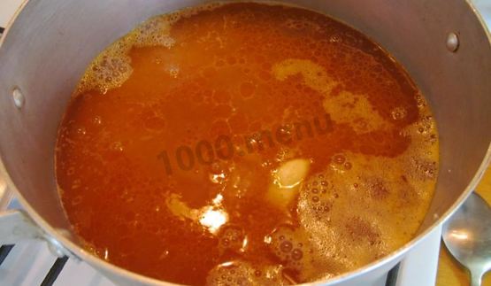 плов в кастрюле с курицей