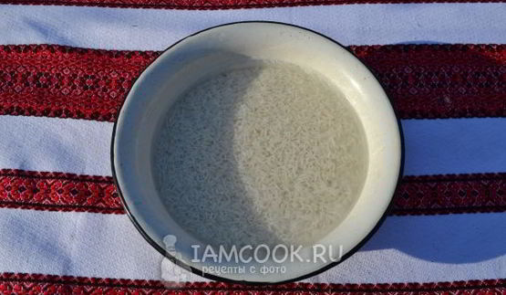 плов в казане на костре