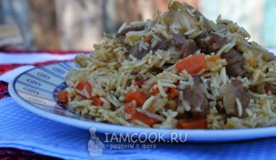 плов в казане на костре