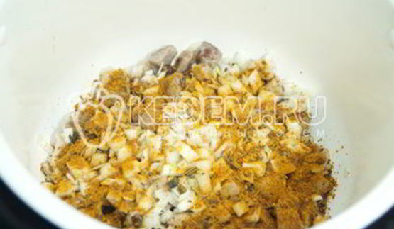 плов в мультиварке со свининой