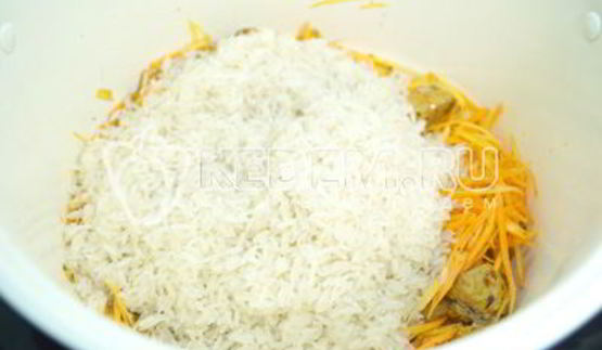 плов в мультиварке со свининой