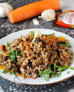 Постный плов из гречки с опятами
