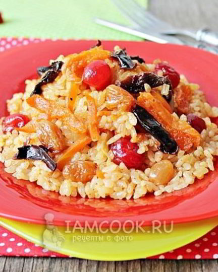 Рецепт постного плова с сухофруктами