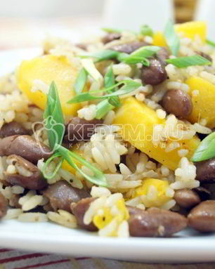 Постный плов с тыквой и фасолью