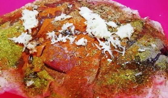 разобранный плов с бараниной