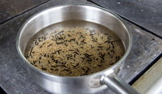 грибное рагу с диким рисом