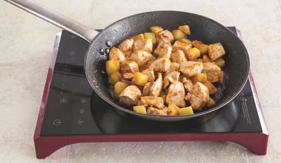 испанское рагу с курицей и картошкой