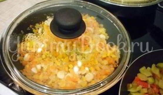 летнее рагу из вкусных овощей