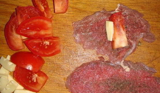 мясные рулетики с овощным рагу