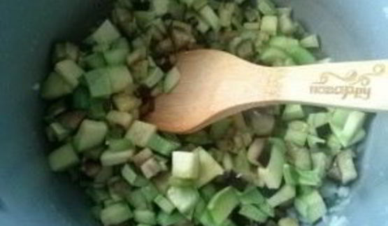 овощное рагу с баклажанами и кабачками