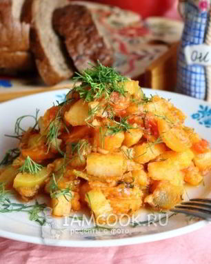 Овощное рагу с кабачками в мультиварке