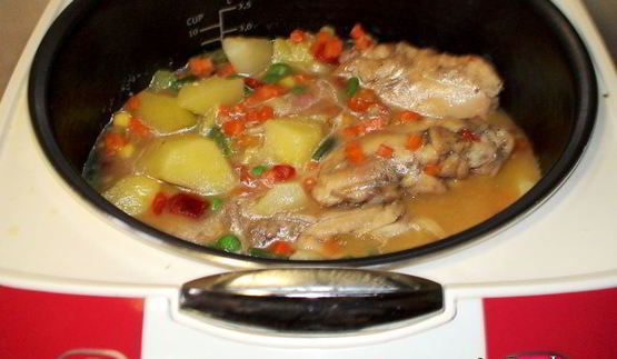 овощное рагу с куриными бедрышками