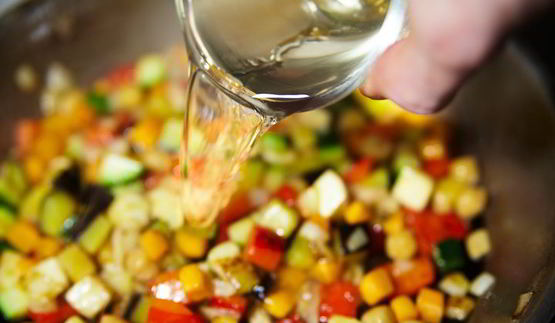 овощное рагу с нутом и корицей