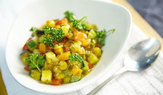 овощное рагу с нутом и корицей