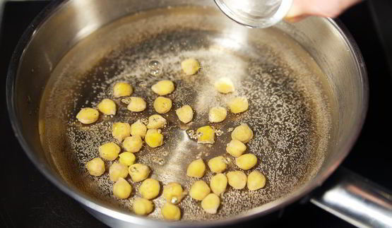 овощное рагу с нутом и корицей