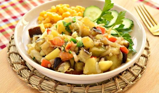 овощное рагу с пекинской капустой