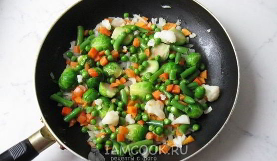 овощное рагу с тефтелями