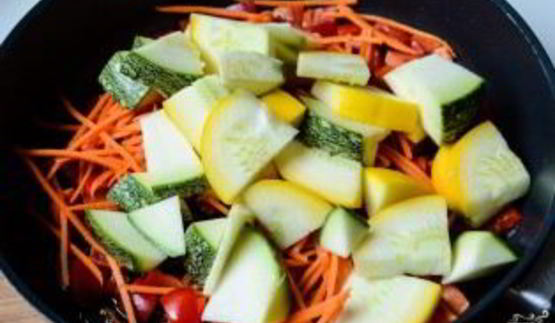 овощное рагу со шпинатом