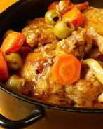 Рагу из кролика с оливками