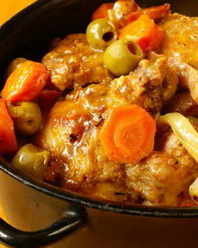 Рагу из кролика с оливками