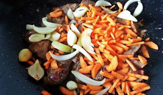 рагу из печенки с овощами