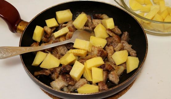 рагу из свинины с картошкой