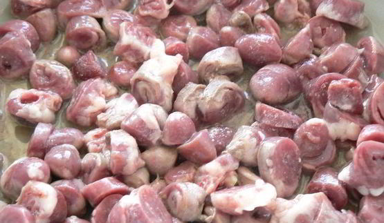 рагу с куриными сердцами под крышечкой