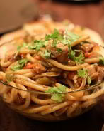 Рагу со свининой, овощами и лапшой