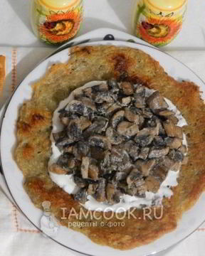 Решти из картофеля с грибным рагу