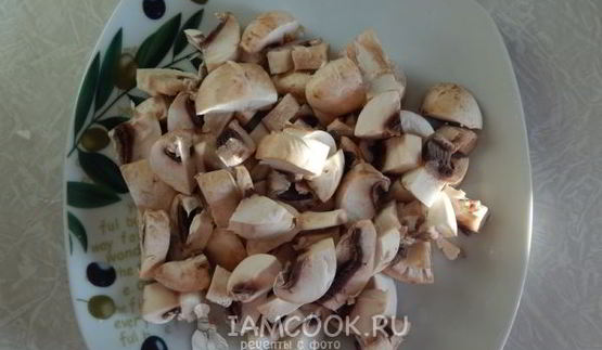 решти из картофеля с грибным рагу