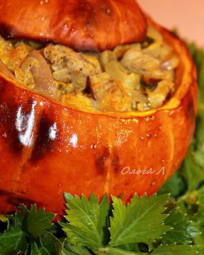 Сливочно-грибное рагу с мясом в тыкве