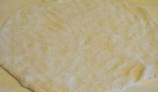 цельнозерновые сметанные треугольники с аппетитным рагу из индейки