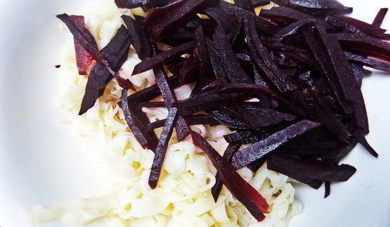 рисовая лапша с рыбой и овощами