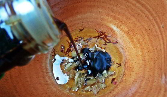 рисовая лапша с рыбой и овощами